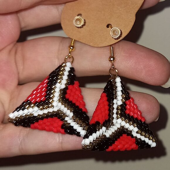 🐍✨ New Handmade Earrings – “Snake Path in Red” Design ✨🐍 - Picture 2 of 2